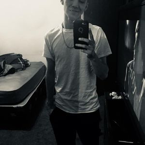 Meet your Posher, Andrew